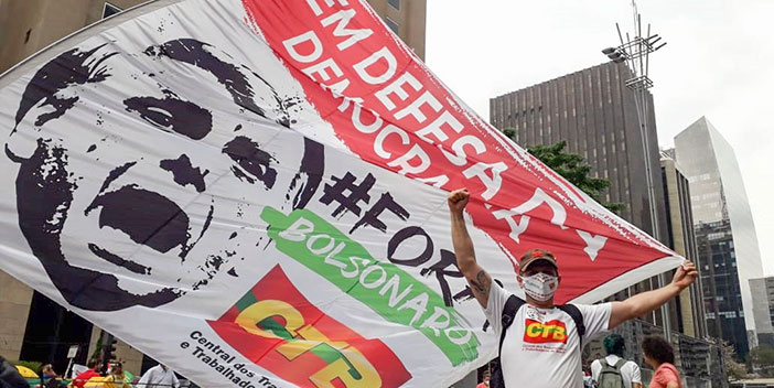Movimentos sociais se reúnem na sexta para debater mobilização em defesa da democracia